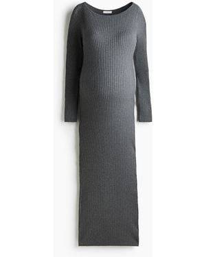 H&M MAMA Bodycon-Kleid mit U-Boot-Ausschnitt - Grau
