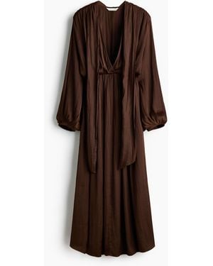 H&M Satijnen Jurk Met Sjaalkraag - Bruin