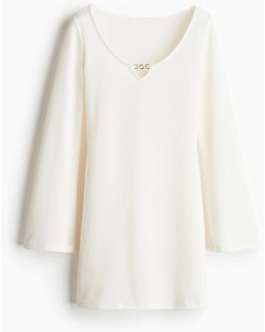 H&M Ausgestelltes Strickkleid - Weiß