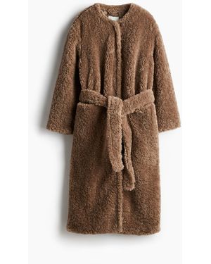 H&M Flauschiger Mantel mit Bindegürtel - Braun