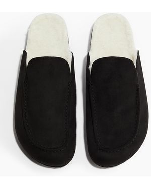 H&M Hausschuhe mit Teddyfutter - Schwarz