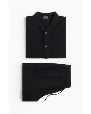 H&M Schlafanzug aus Seersucker - Schwarz