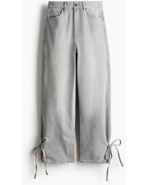 H&M Barrel High Waist Ankle Jeans - Grijs