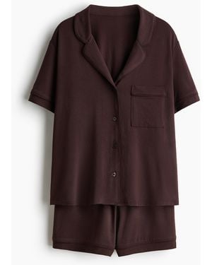 H&M Shorty aus Viskosegemisch - Braun