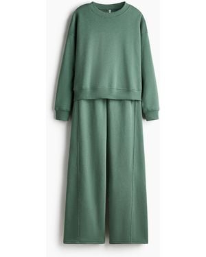 H&M 2-teiliges Set mit Sweatshirt und Joggpants - Grün