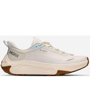 Hoka One One Transport 2 GORE-TEX® Schuhe für Damen in Alabaster/Alabaster Größe 40 | Wandern - Weiß