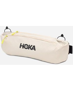 Hoka One One Hip Pack 2,5 l in Rainy Day - Natur