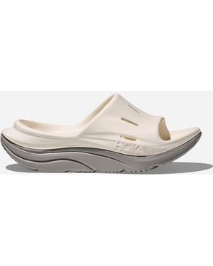 Hoka One One Ora Recovery Slide 3 Schuhe in Alabaster/Stardust Größe M34 2/3/ W36 | Freizeit - Weiß