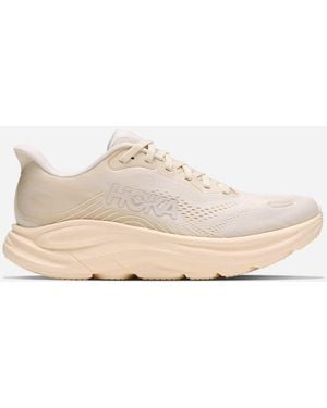 Hoka One One Clifton 11 Schuhe für Damen in Alabaster/Oat Milk Größe 42 2/3 Wide | Straße - Weiß