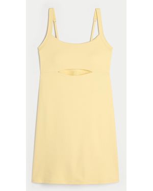 Hollister Gilly Hicks Active Recharge Kleid in A-Linie mit Zierausschnitten - Gelb