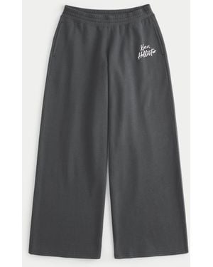 Hollister Hollister Feel Good Xoxo Logo Graphic Baggy Joggers - Grey