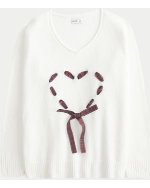 Hollister Fy Cloud Oversized Heart Jumper - White