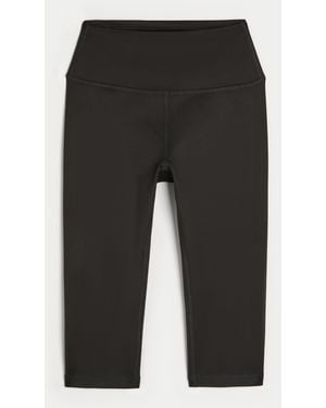 Hollister Gilly Hicks Active Recharge Capri Trousers - Black