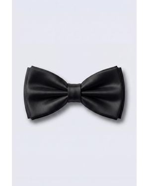 Twisted Tailor Ellroy Plain Bow Tie - Black