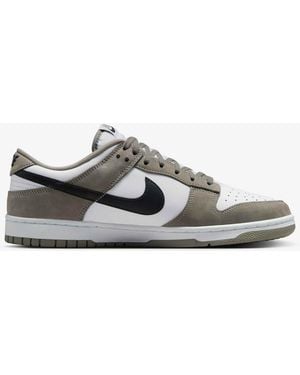 Nike Dunk Low Trainers - Grey