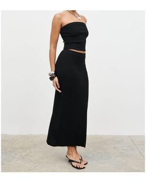 Pretty Lavish Reese Slim-Fit Bandeau Top - Black