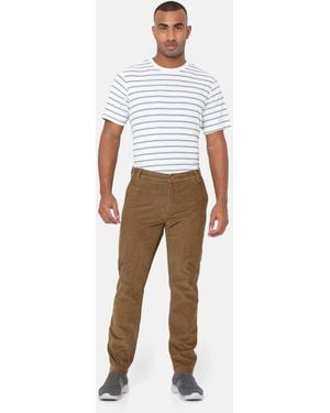 Levi's Chino Slim Fit Trouser - White