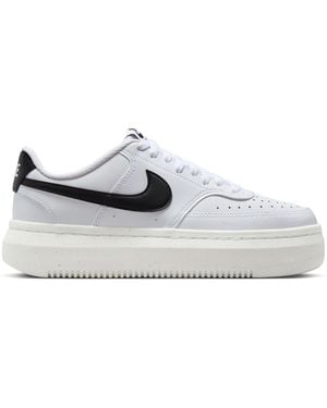 Nike Low Top Trainers - White