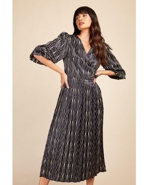 Little Mistress Maxi Dress - Black