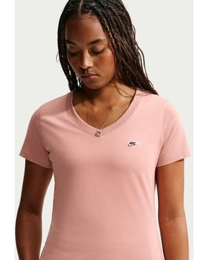 Nike Club V T-Shirt - Pink