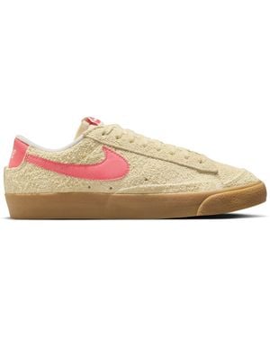 Nike Blazer Low Trainers - Pink