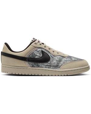 Nike Low-Top Trainers - Grey