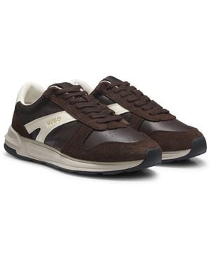 HUGO Sneakers Van Suède Met Goudkleurig Folielogo - Bruin