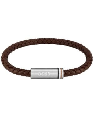 BOSS Geflochtenes Braunes Lederarmband Mit Logo Auf Dem Magnetverschluss