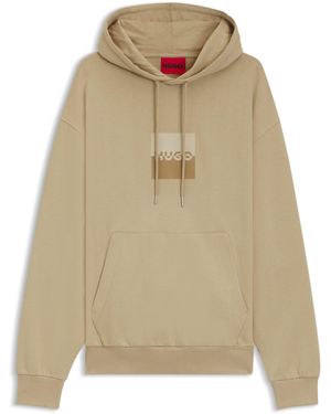 HUGO Relaxed-Fit Hoodie Van Katoenen Sweatstof Met Tweedelig Logo - Naturel