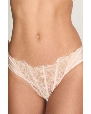 Hunkemöller Hoog Uitgesneden Brazilian Sylvia - Naturel