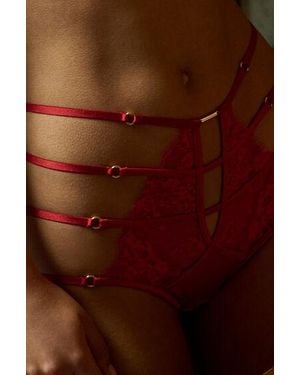Hunkemöller Hoog Uitgesneden Brazilian Met Hoge Taille Noeki - Rood