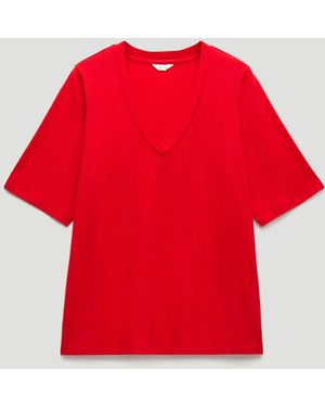 Hush Reece V Neck Drapey T-Shirt - Red