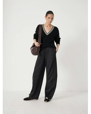 Hush Barrel Leg Jogger - Black