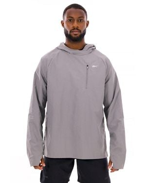 Reebok Run Raglan Oh Ls - Negro