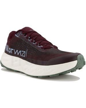NNormal Kjerag 02 - Negro