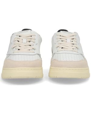 Autry Sneakers Medalist Low Cow Leather Sneakers - Natural