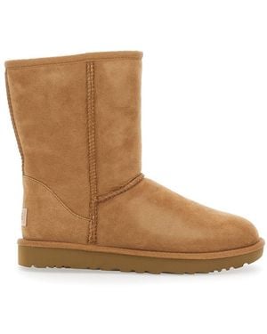 UGG 'Classic Short' Boots With Logo Patch On The Rear And Shearling Lining - Brown