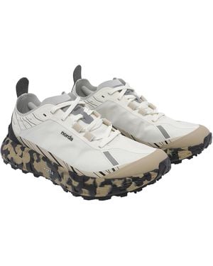 Norda Sneakers Fabric/Rubber Sole - White