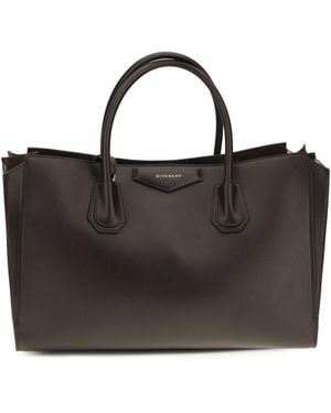 Givenchy Medium Antigona Catchall Glossy Grained Leather Handbag Calf Bos Taurus Shoulder Bags - Black