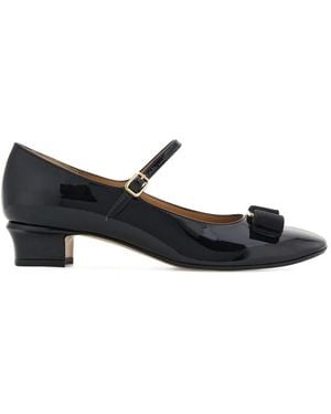 Ferragamo Shoes - Black