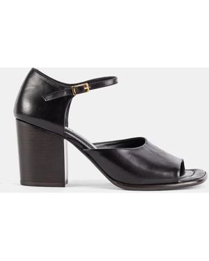Lemaire Square Heeled 80 Shiny Vegetable-Tanned Leather Block Heel Sandal - White