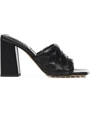 Bottega Veneta Sandals Lambskin - Black