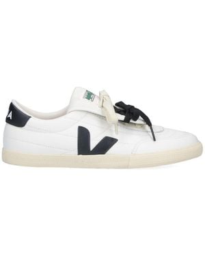 Veja X Magliano Trainers Panenka - White
