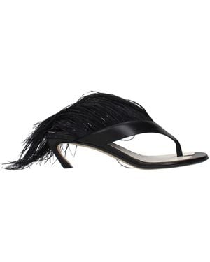 Lanvin Leather Flip-Flop Sandals - Black