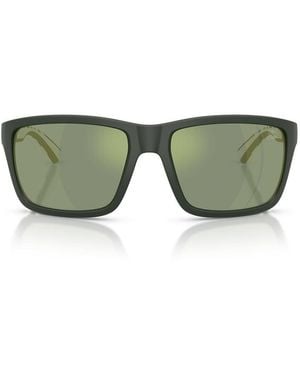 Burberry Frame And Lens Sunglasses - Green