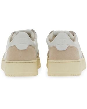 Autry Sneakers Medalist Low Sneakers - White