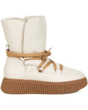 Lorenzo Mari Boots Pebbled Leather Upper - White