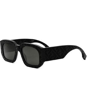 Fendi Sunglasses Square Full Rim, Matte Frame And Smoke Lens Fe40113I02A - Black