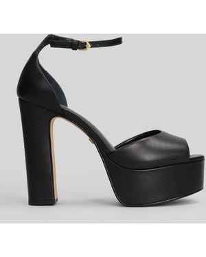 Carrano Sandals - Black