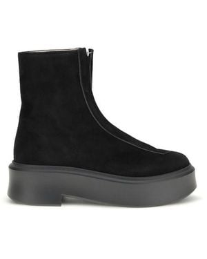The Row Calf Leather Bos Taurus Lace-Up Boots - Black